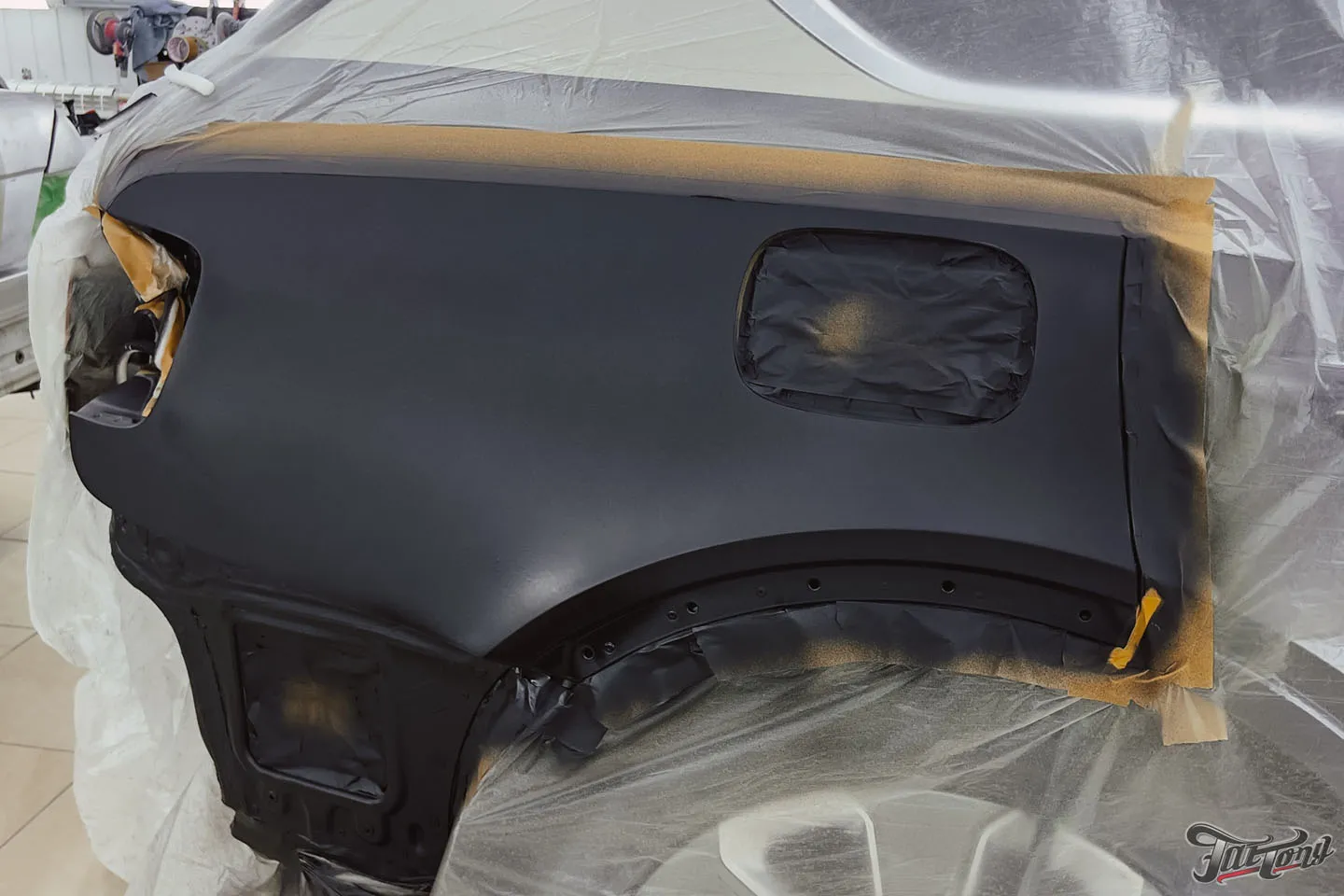 Кузовной ремонт и окрас с подбором цвета для Bentley Bentayga